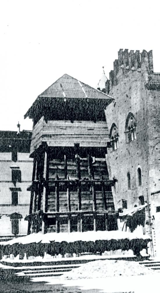 Piazza Re Enzo durante la Prima Guerra Mondiale
