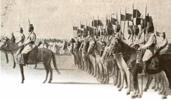 La cavalleria degli Ascari in una fotografia d’epoca (Miniatura 219x128 px)