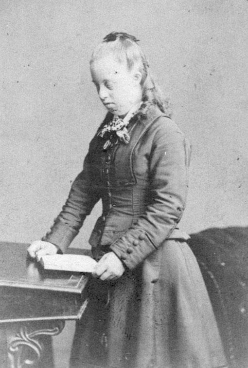 Mary Arnott (Miniatura 510x755 px)